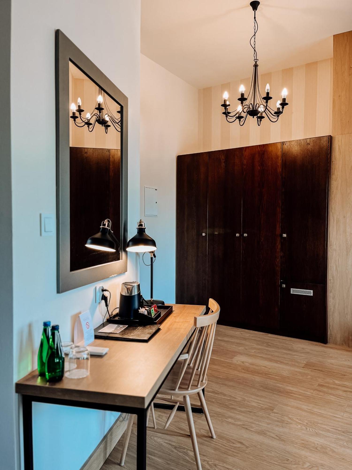 Lawendowe Termy Hotel Uniejow Kültér fotó