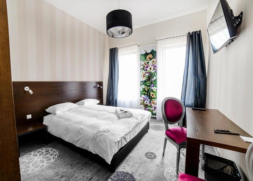 Lawendowe Termy Hotel Uniejow Szoba fotó