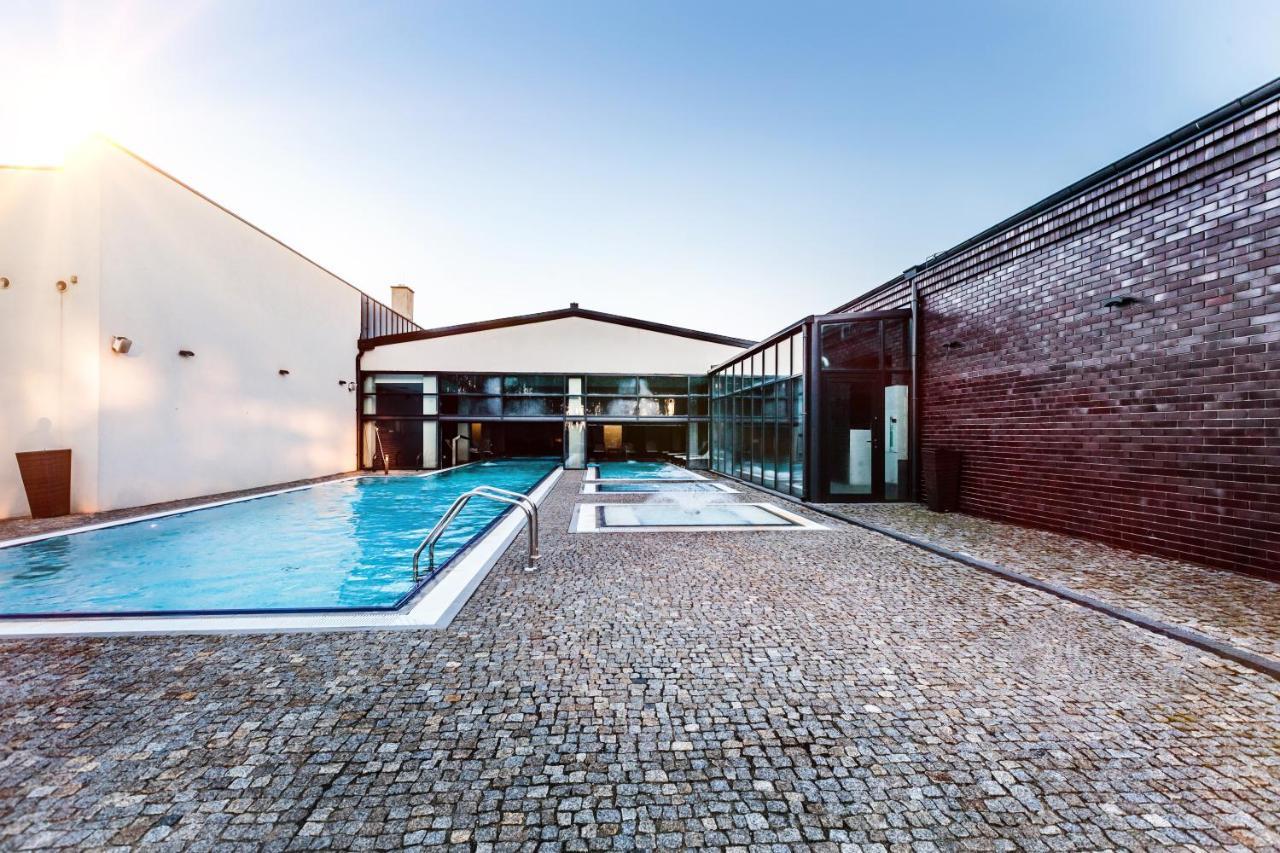 Lawendowe Termy Hotel Uniejow Kültér fotó